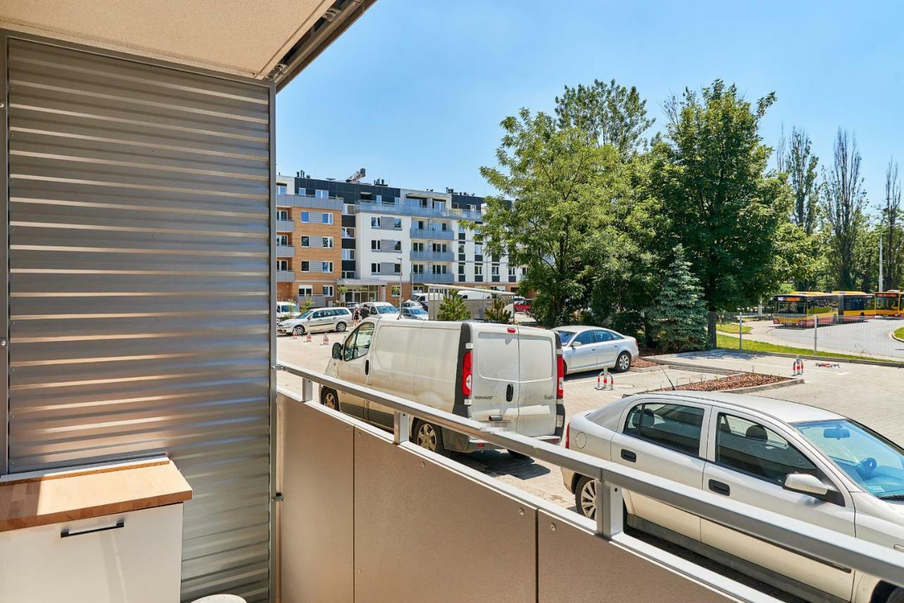 Vintage Apartment In New Estate With Parking - Krzyki Wroclaw By Noclegi Renters Extérieur photo
