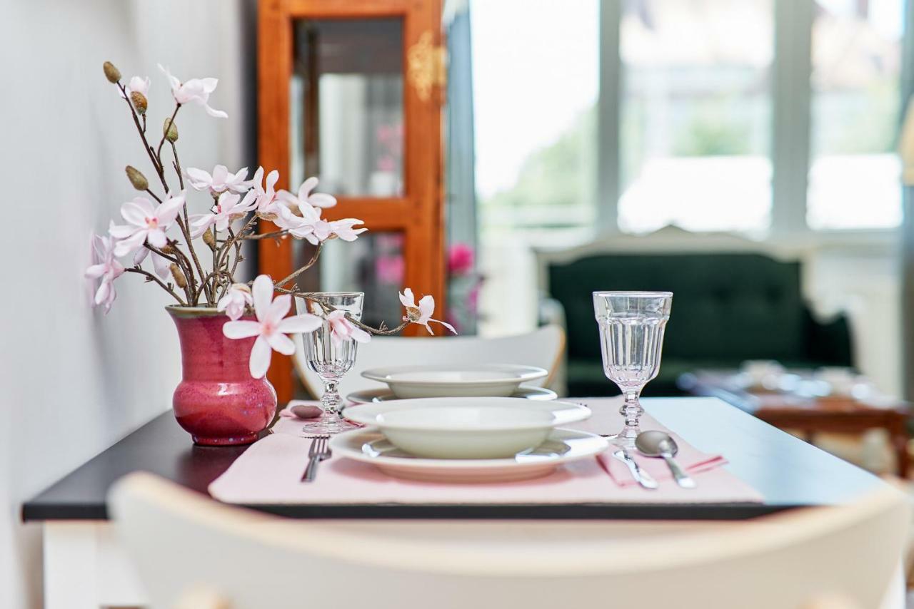 Vintage Apartment In New Estate With Parking - Krzyki Wroclaw By Noclegi Renters Extérieur photo