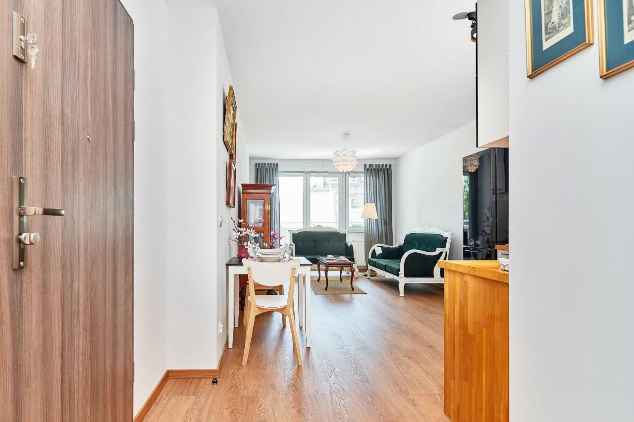 Vintage Apartment In New Estate With Parking - Krzyki Wroclaw By Noclegi Renters Extérieur photo